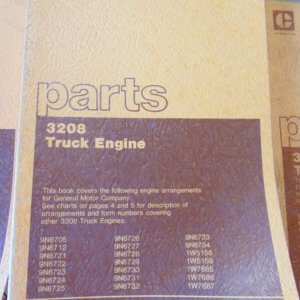 Caterpillar 3208 Truck Engine General Motor Company Parts Manual 32Y68441