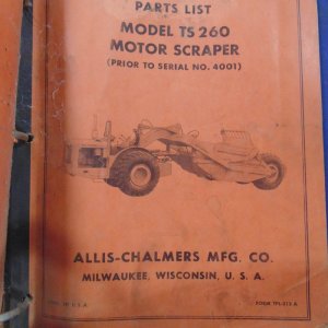 Allis Chalmers Model TS260 Motor Scraper Parts Manual